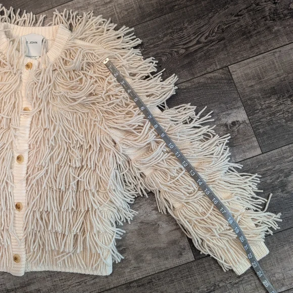 St. John Vanilla Textured Teddy Cardigan Sz. Small